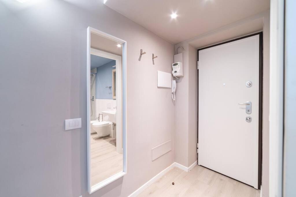 Intrho Flat Porta Romana Appartement Milan